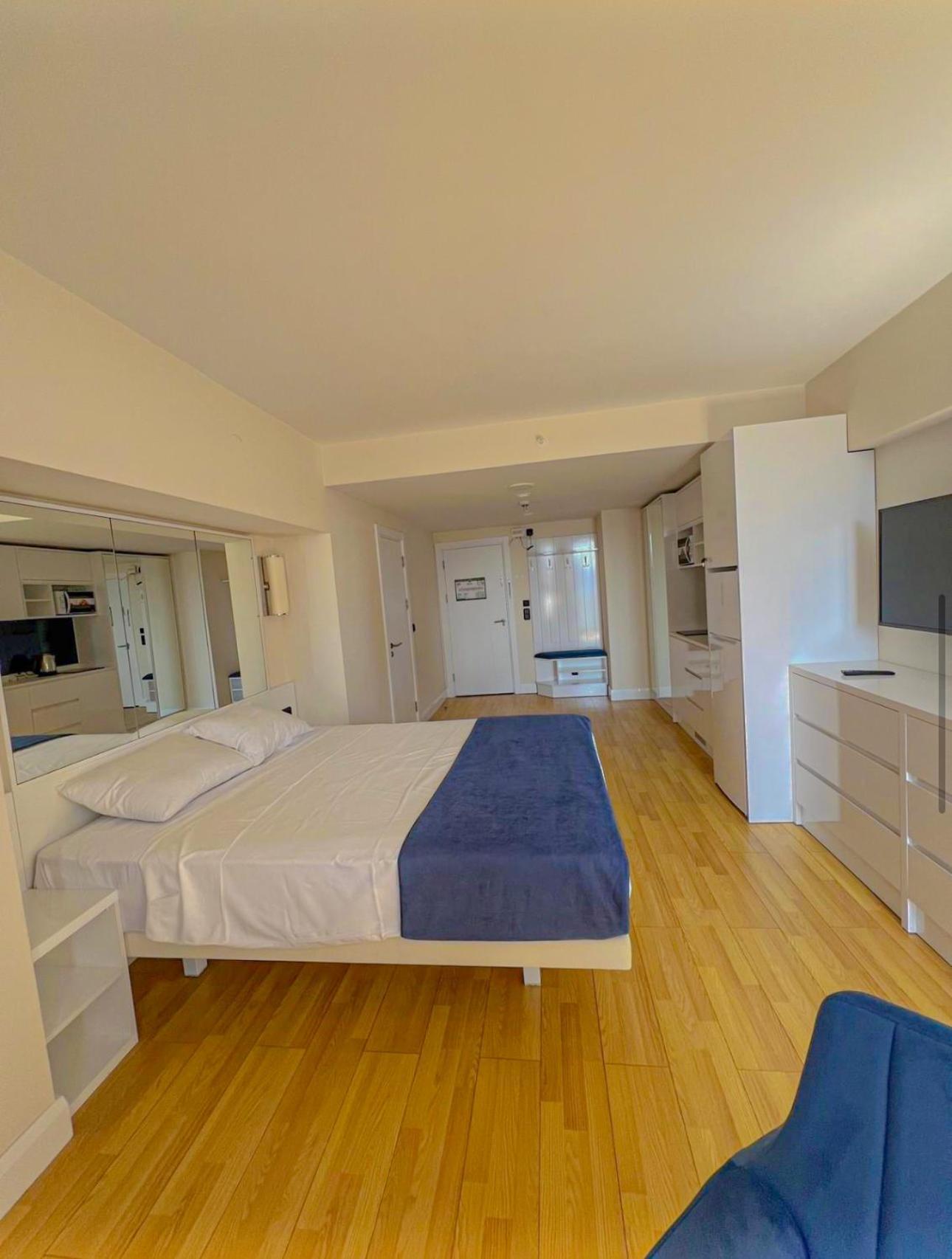 Luxury Batumi Hotel Bagian luar foto